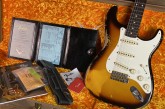 Fender Custom Shop 59 Stratocaster Heavy Relic Faded Chocolate 3 Tone Sunburst-8.jpg